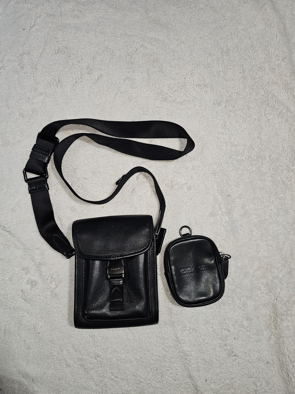 Coach Black Leather Messenger Crossbody with Detachable Coin Pouch - Picture 2 of 12